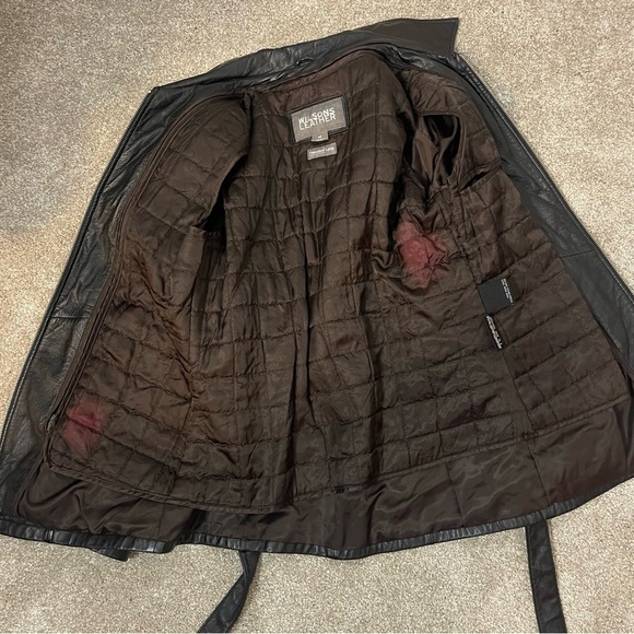 Wilson leather collared belted leather jacket with removable inside - Picture 11 of 15